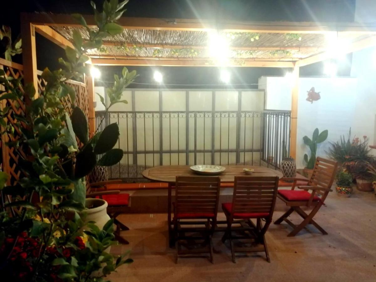 La Dimora Di Helios Apartment Noto Ngoại thất bức ảnh